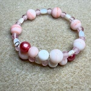 Pink & White Mixed Beads & Pearls Beaded Bracelet